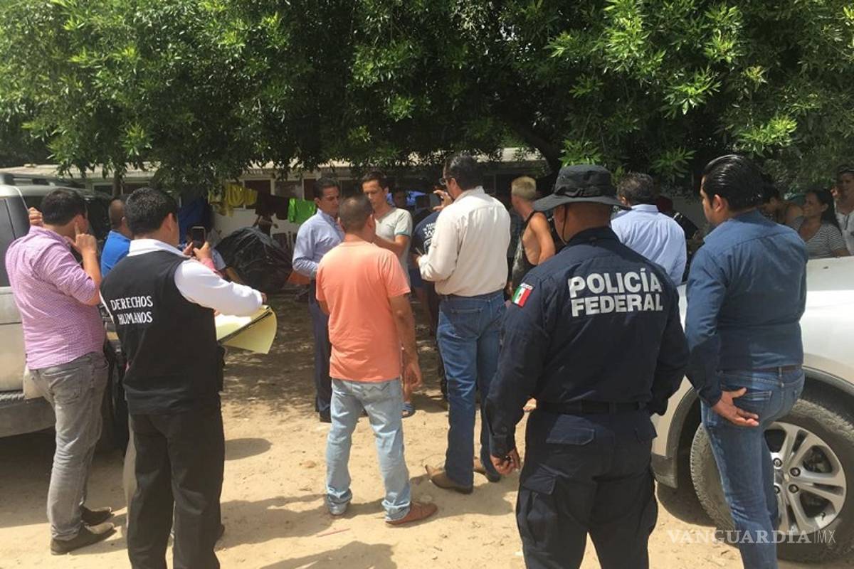 $!Reubican en Acuña a 350 migrantes de un parque al Gimnasio Municipal