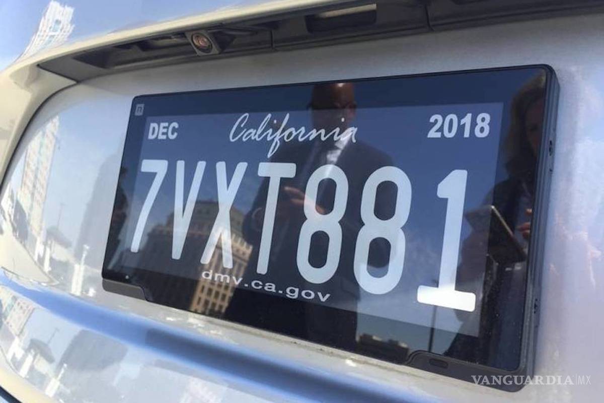 $!Matrículas digitales, lo que viene para los autos