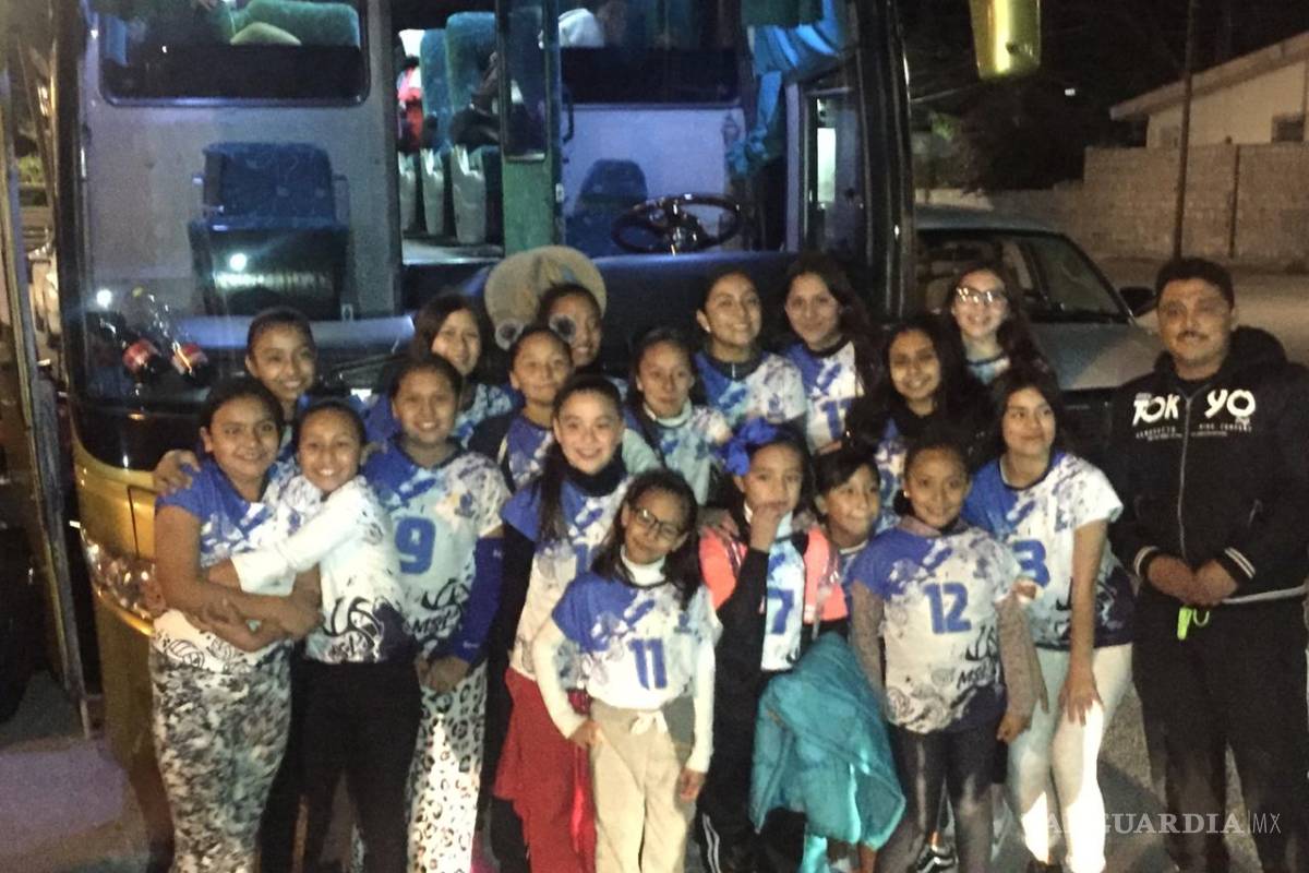 Delfines de Parras acuden al Festival Valles 2020, evento nacional de voleibol