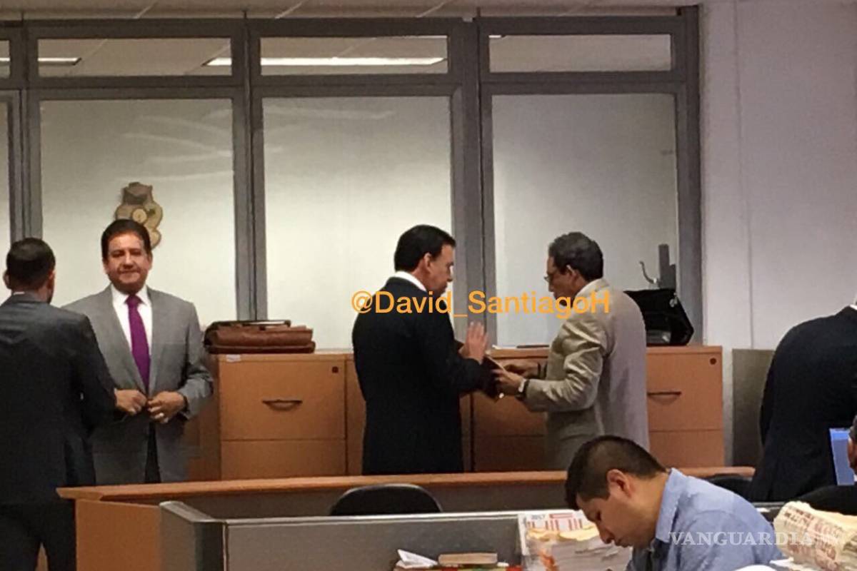 Se encuentran en juzgado Sergio Aguayo y Humberto Moreira