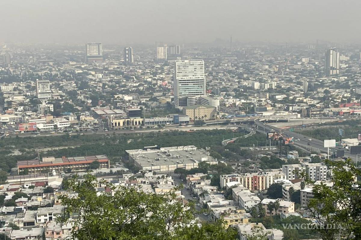 Contaminación extrema asfixia a regios, niveles críticos en zona metropolitana de Nuevo León