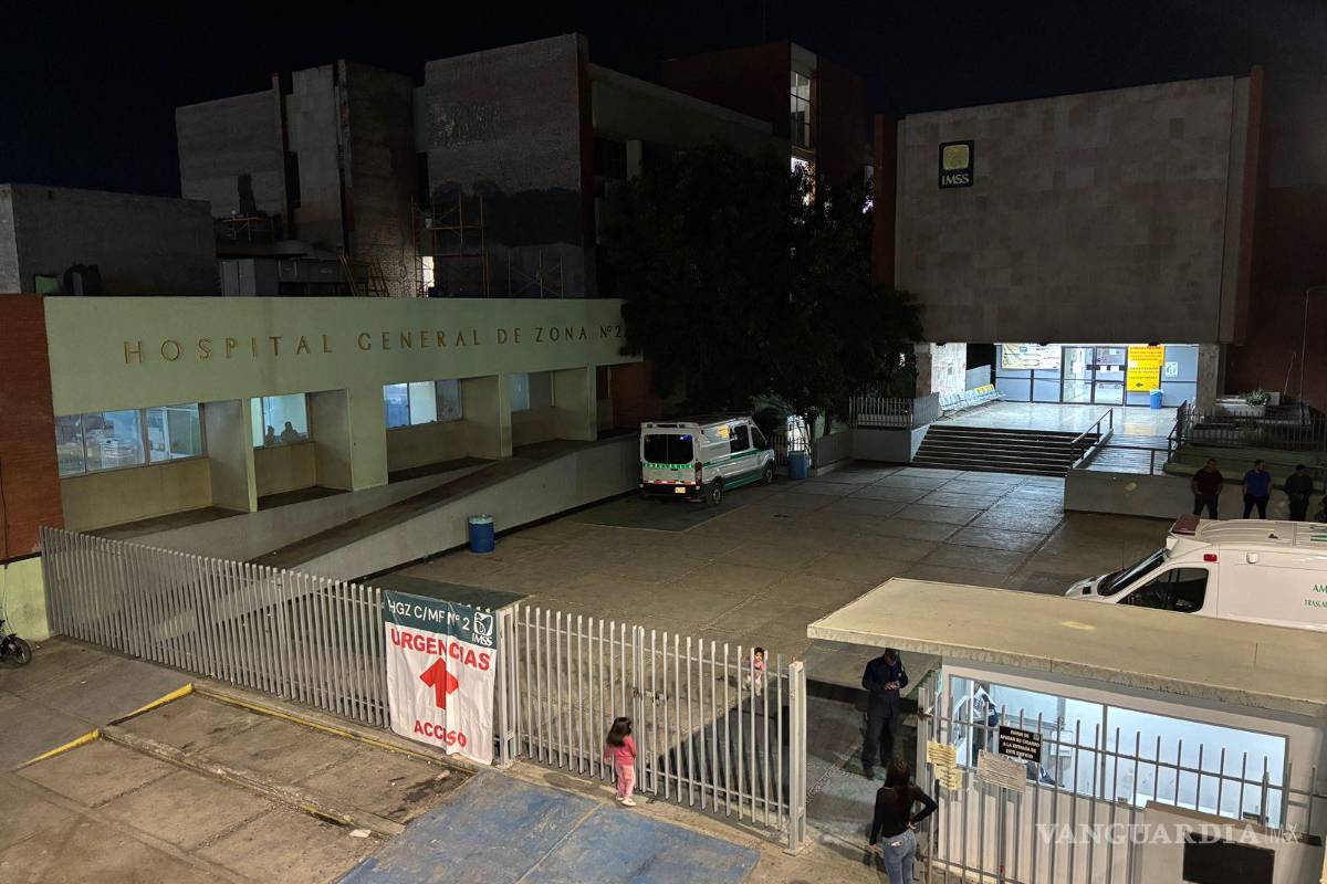 $!Uno de los lesionados fue trasladado a la Clínica 2 del IMSS debido a la gravedad de sus heridas.