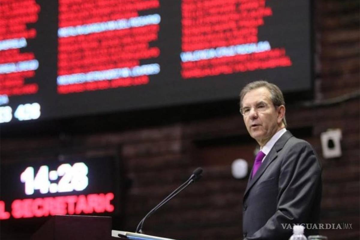 AMLO ordenó "evitar la venta de plazas" en el magisterio; afirma Moctezuma, secretario de Educación