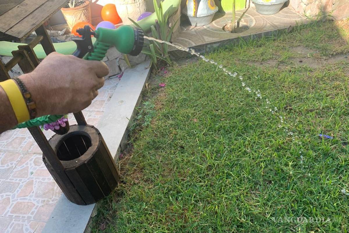 Ante crisis hídrica multarán a quien riegue con agua potable en NL