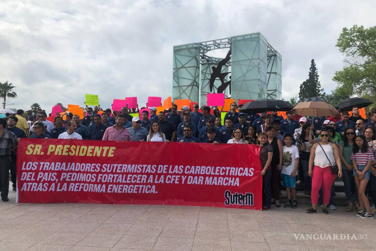 $!Los clamores a AMLO en Piedras Negras: Búsqueda de desaparecidos, revés a Reforma Energética e irregularidades en el ISSSTE