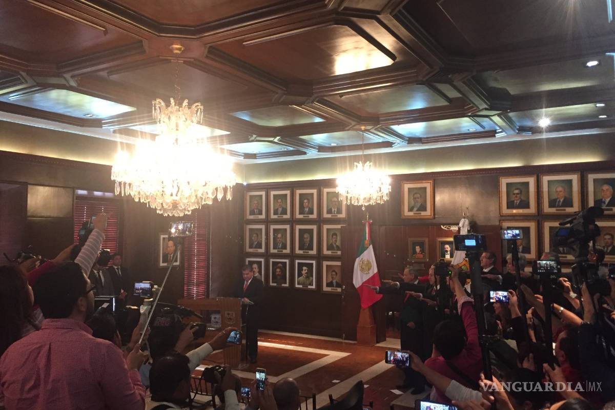 $!Miguel Riquelme presenta a su gabinete