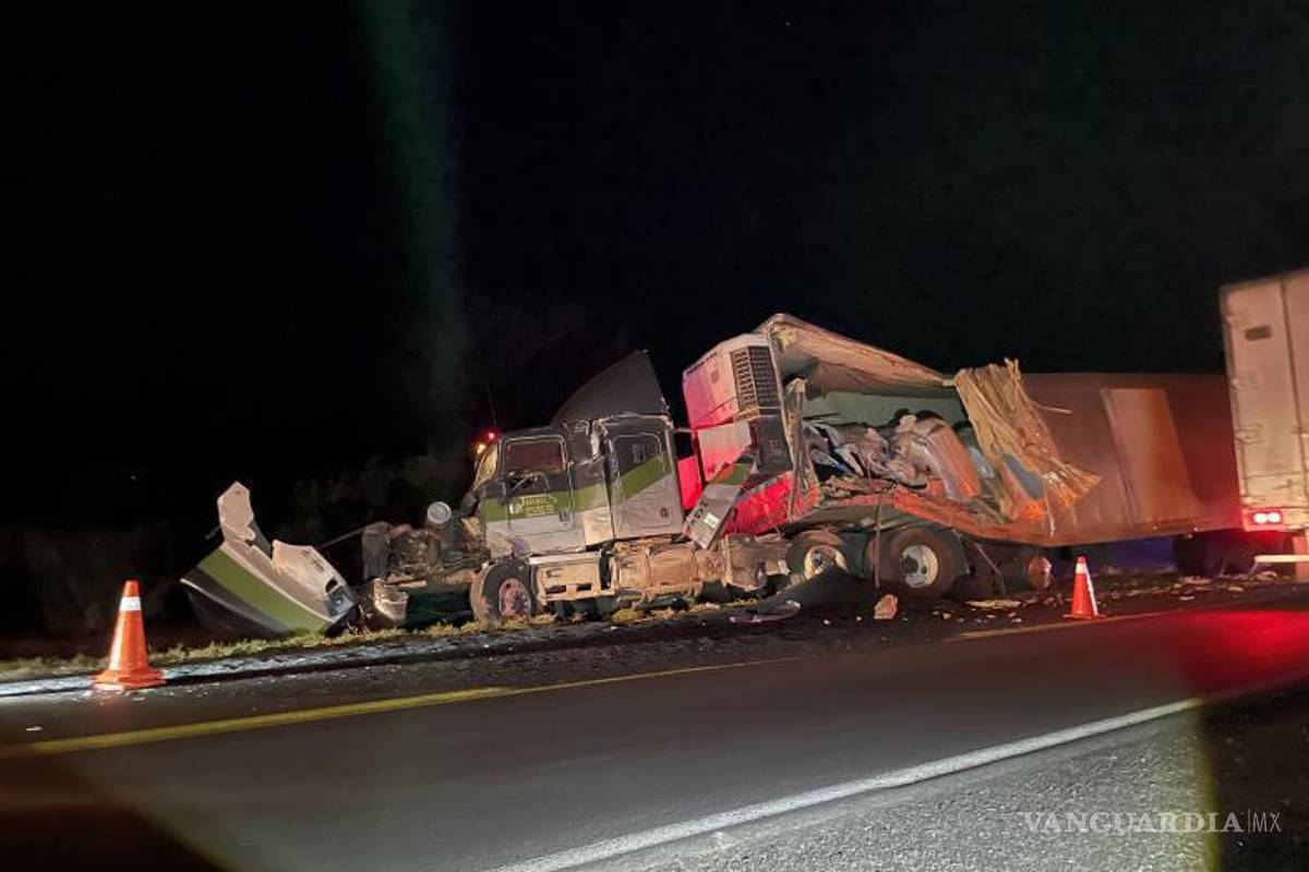 $!Los vehículos fueron remolcados y llevados a un corralón municipal donde quedaron a disposición del ministerio público.