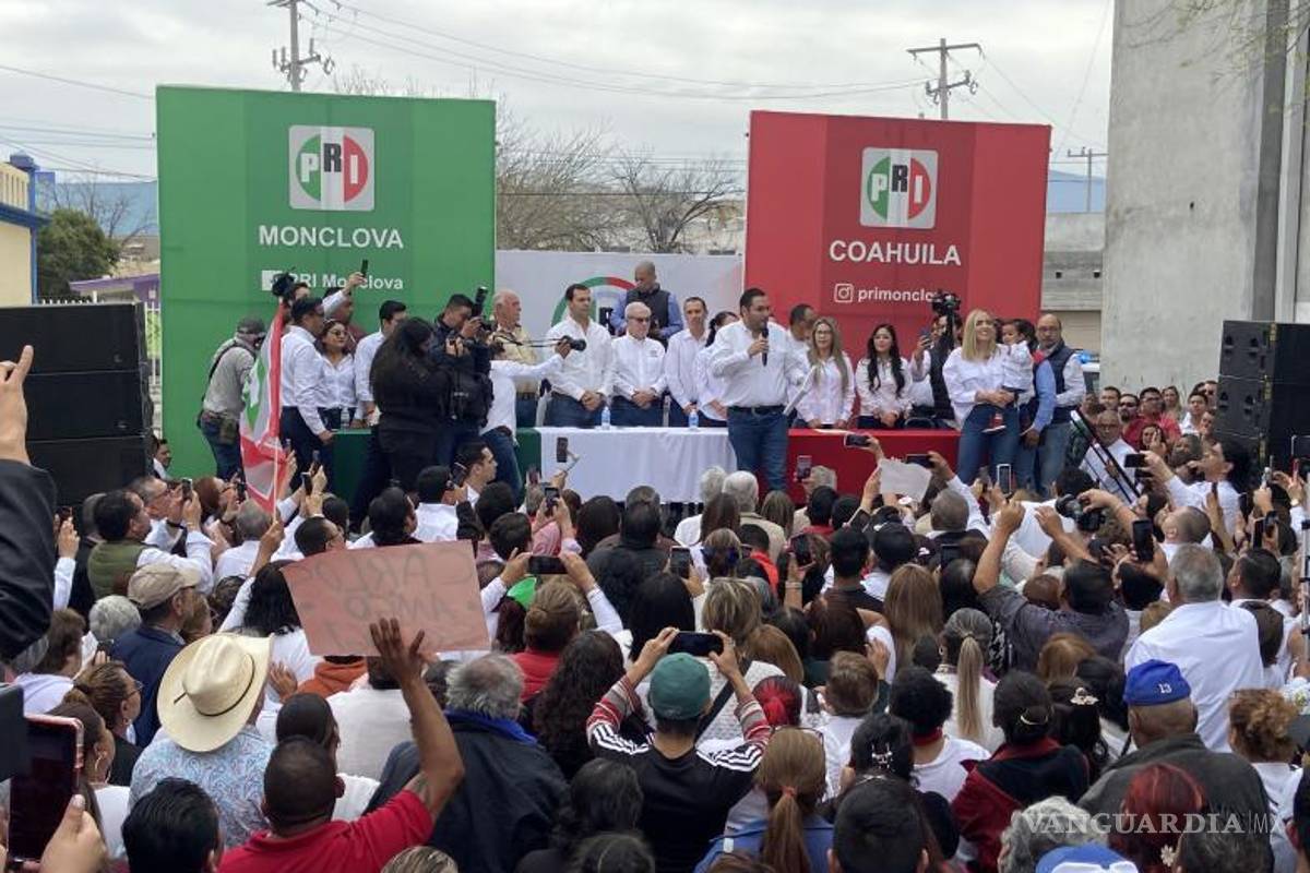 Se registra Carlos Villarreal como precandidato del PRI; busca la candidatura por Monclova y en Frontera Sara Pérez Cantú