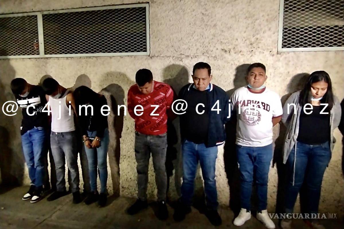 Familia de atracadores asalta tienda en CDMX y se llevan 300 mil pesos en mercancía