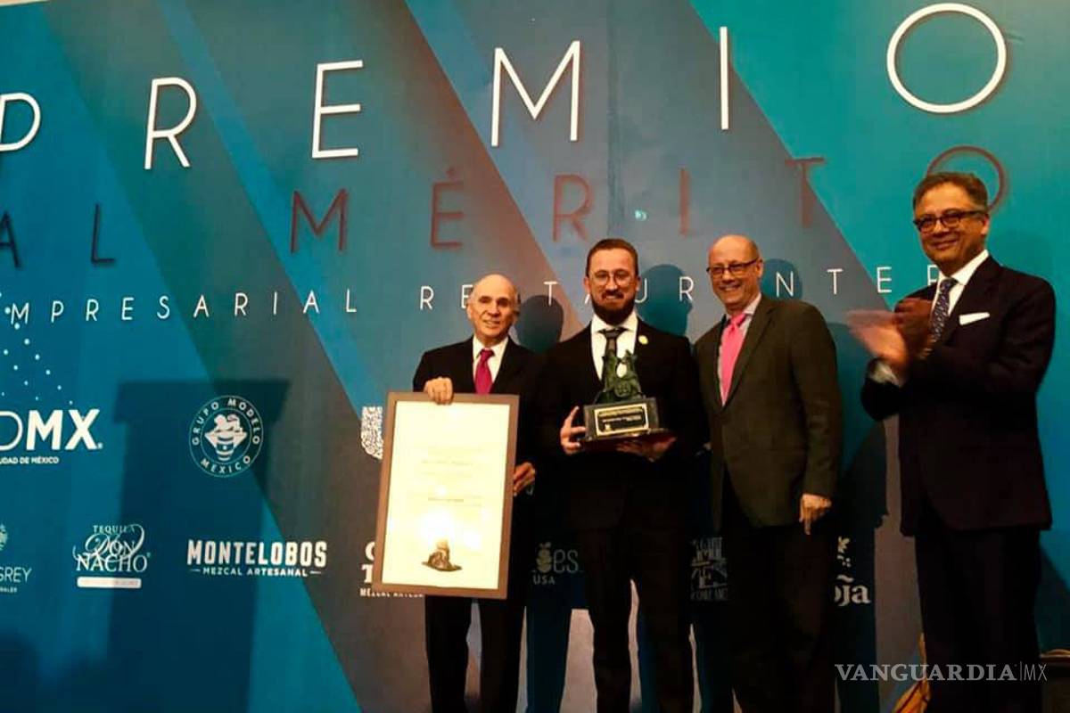 Entregan Premio al Mérito Empresarial Restaurantero