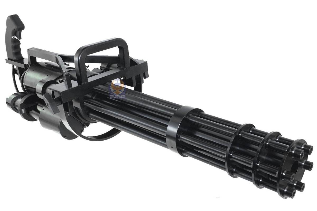 $!Esta ametralladora, de más de 75 kilos, puede disparar hasta 850 balas por segundo