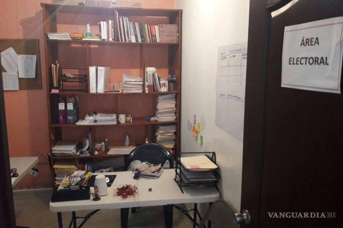 Roban sede de Morena en Veracruz