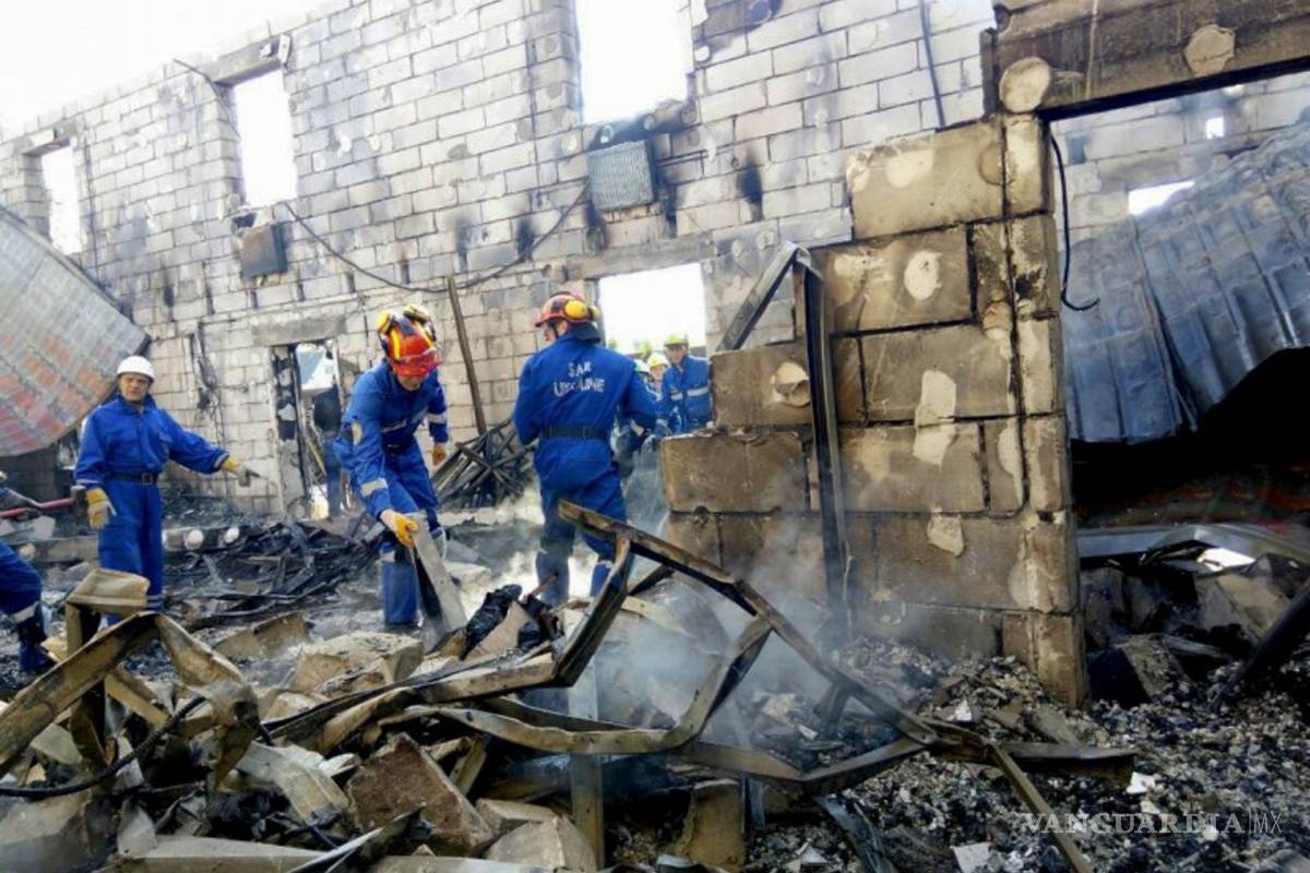 Incendio en asilo de ancianos deja al menos 17 muertos en Ucrania