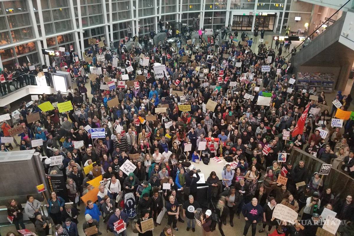 Países islámicos urgen a Trump a revertir el veto migratorio