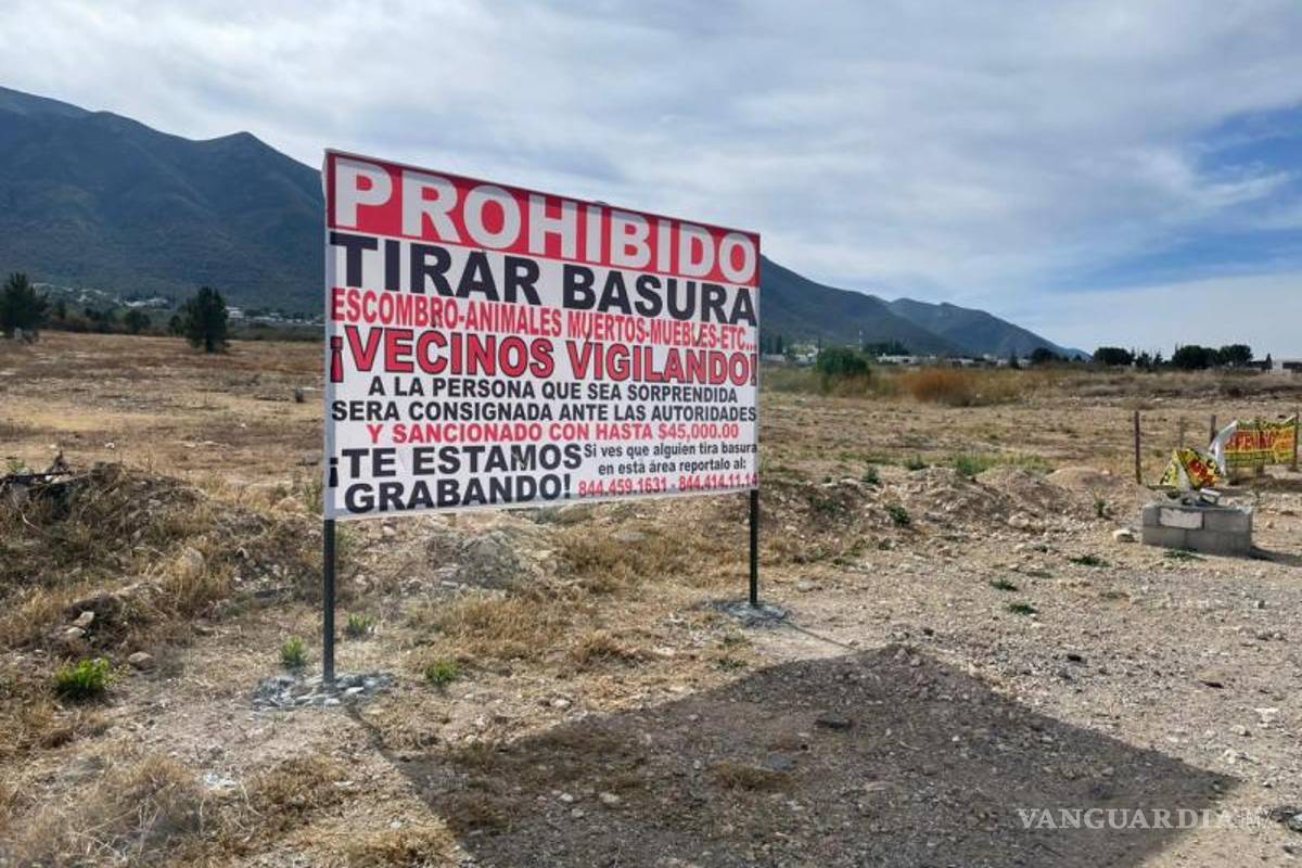 $!Vecinos de la colonia Lomas Verdes limpiaron un predio en la prolongación Camino del 4 para frenar el depósito ilegal de basura.