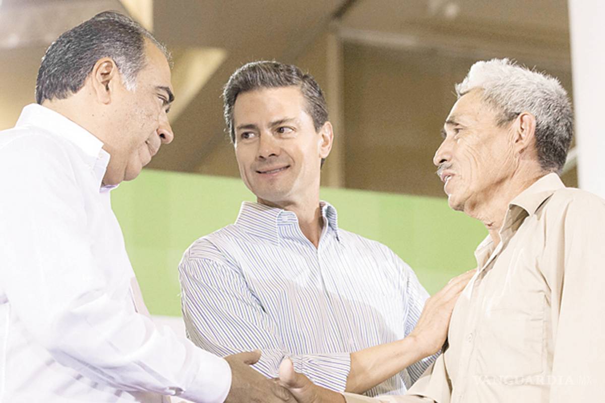 Enrique Peña Nieto firma acuerdo por Guerrero para revertir la violencia.