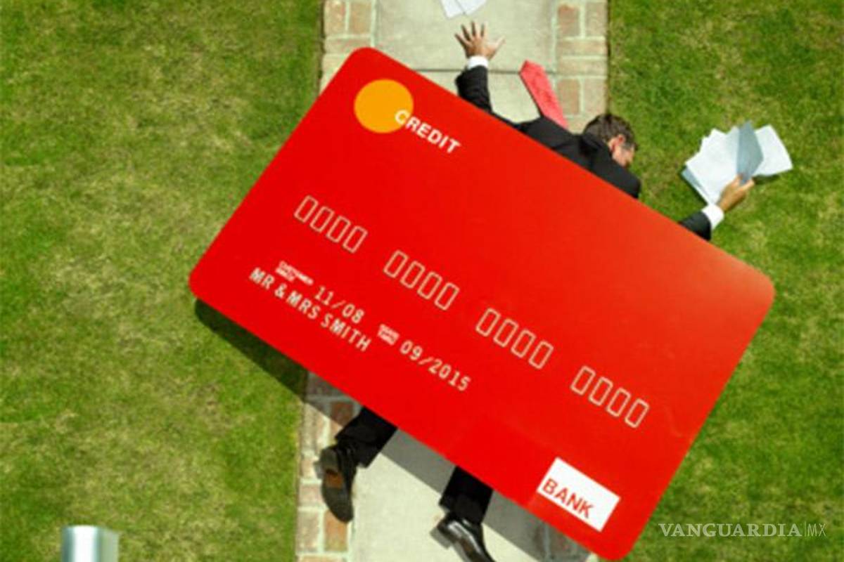 5 tips para que tu tarjeta de crédito no te meta en problemas