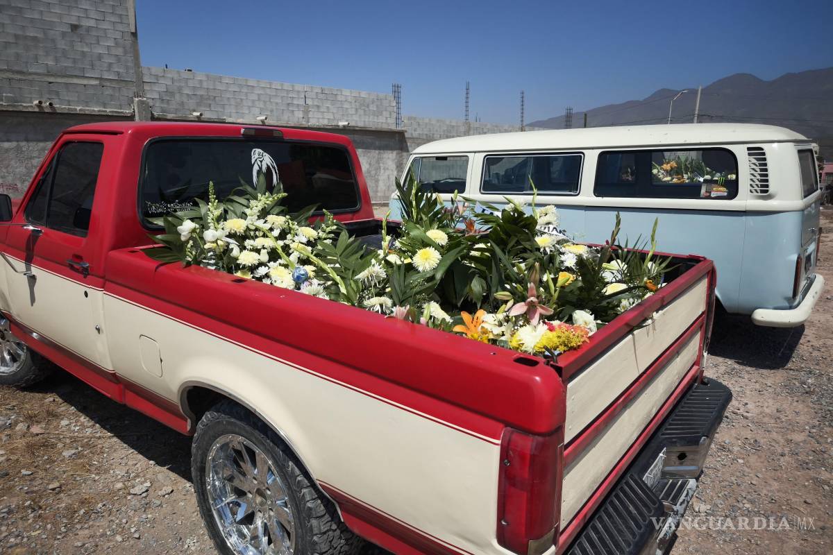 Saltillo despide con globos y flores a los hermanitos fallecidos en incendio de Satélite Norte