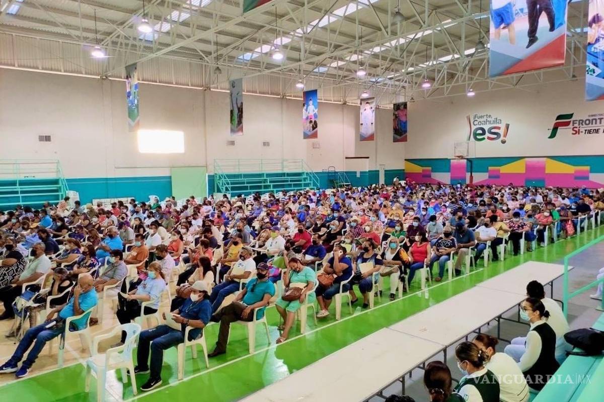 Vacunan a 6 mil 800 adultos de entre 50 a 59 años de edad contra el COVID-19 en Frontera
