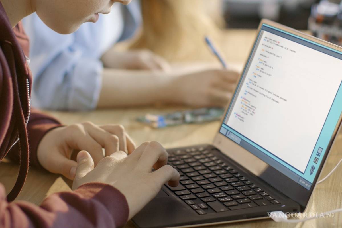 Maestros de Coahuila reportan ausentismo del 40% de grupos