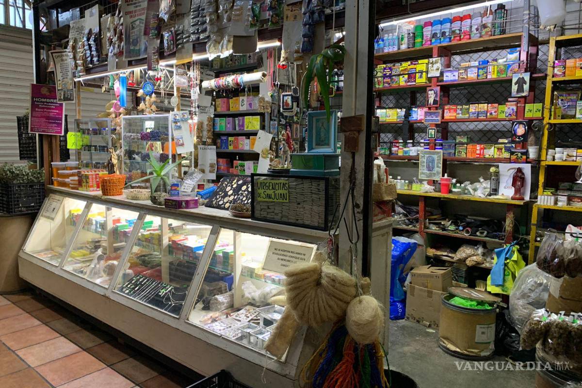 Pega inflación a rituales para Año Nuevo en Centro Histórico de Saltillo; encarecen amuletos hasta 30 por ciento