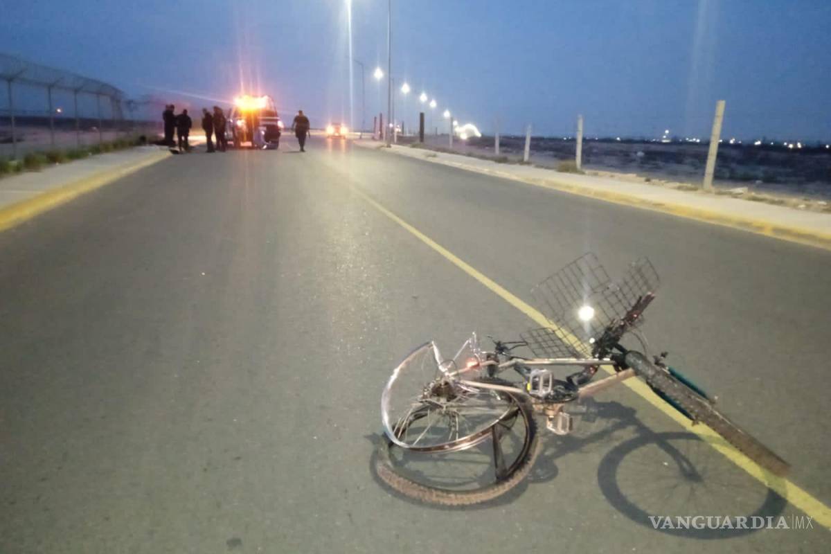Fallece ciclista tras ser arrollado cuando iba a trabajar en Ramos Arizpe; responsable huye