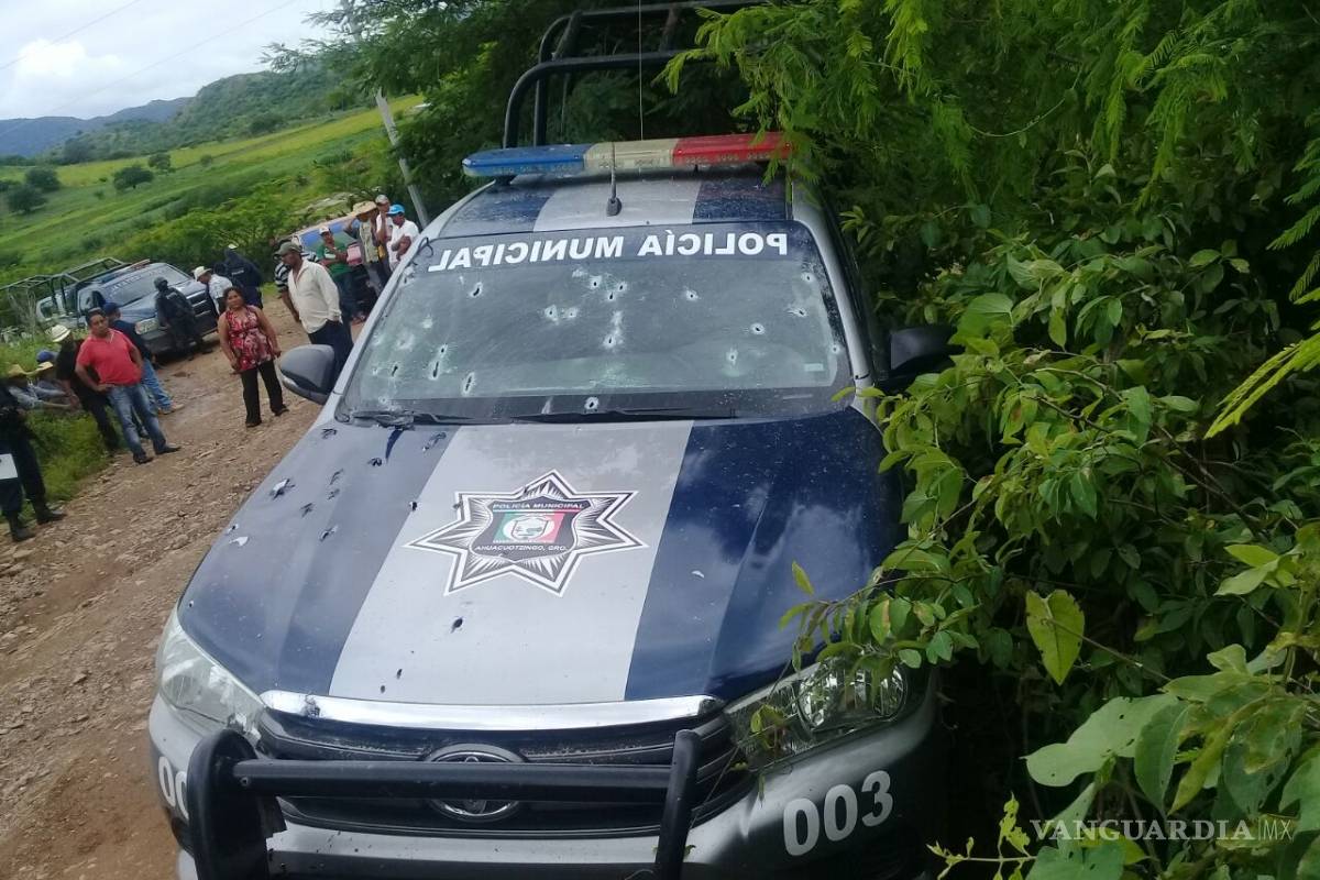 Matan a 5 policías y 2 empleados de Bansefi