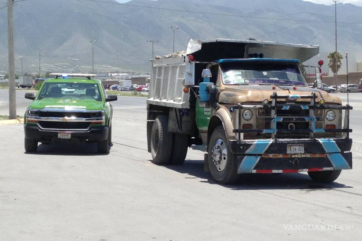 Hasta con 45 mil pesos multarán a quien tire basura en Saltillo