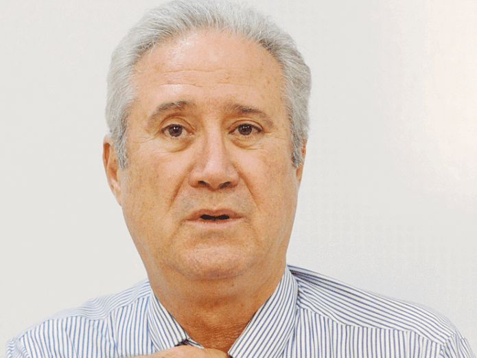 Da Enrique Coppel espaldarazo a Meade