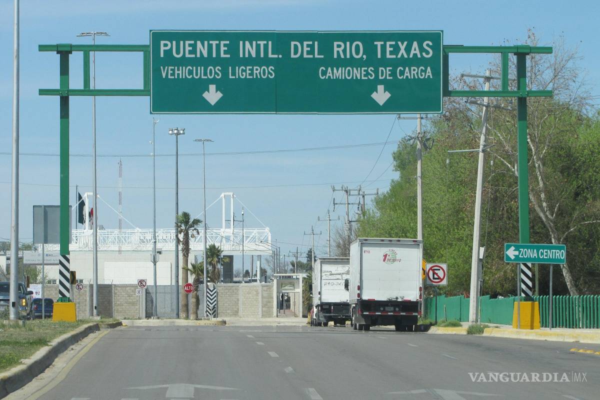 Decomisan armas y municiones en el Puente Internacional de Del Rio; tenían como destino México