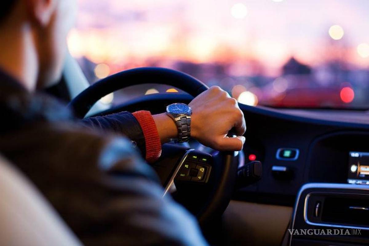 4 formas de ganar dinero fácil con tu auto