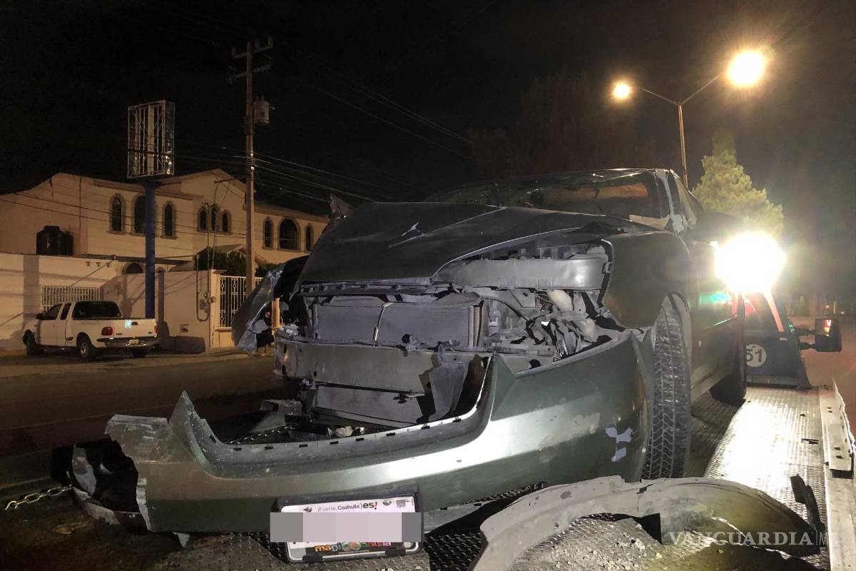 Riña en popular bar de Saltillo termina en atropello y accidente