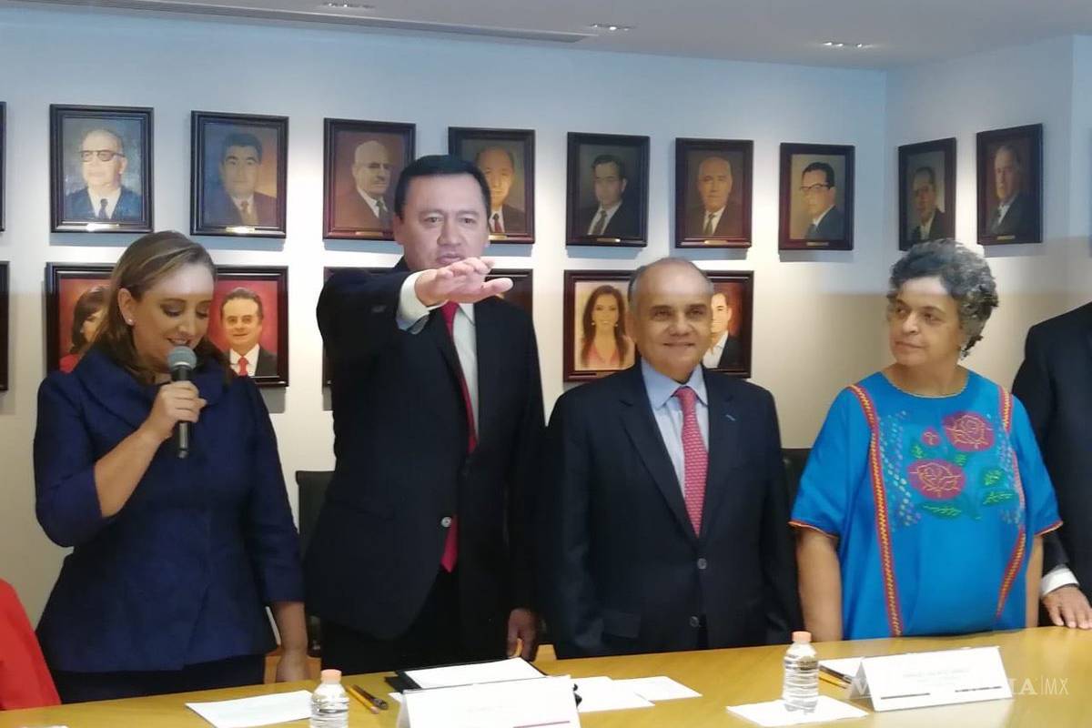 PRI designa a Miguel Ángel Osorio Chong como coordinador en el Senado