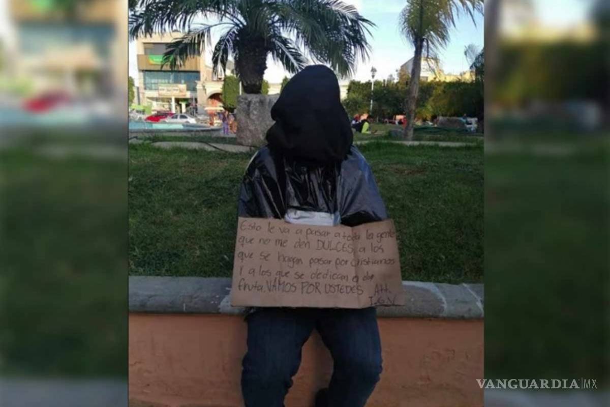 Hombre se disfraza de 'embolsado' en peligrosa zona de ejecuciones