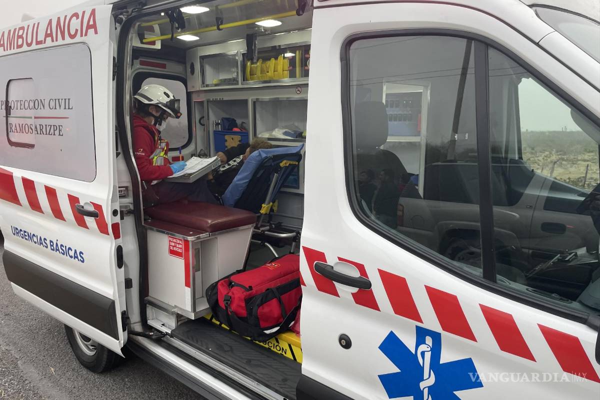 Accidente de camión en carretera Monclova deja 8 heridos; pierde neumático rumbo a Ramos Arizpe