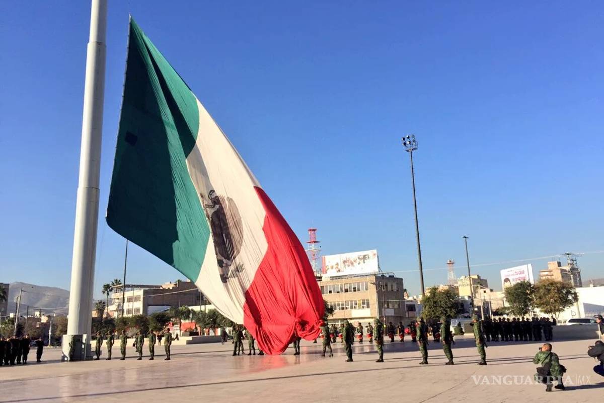 Formarán comité de festejos del centenario de la Constitución
