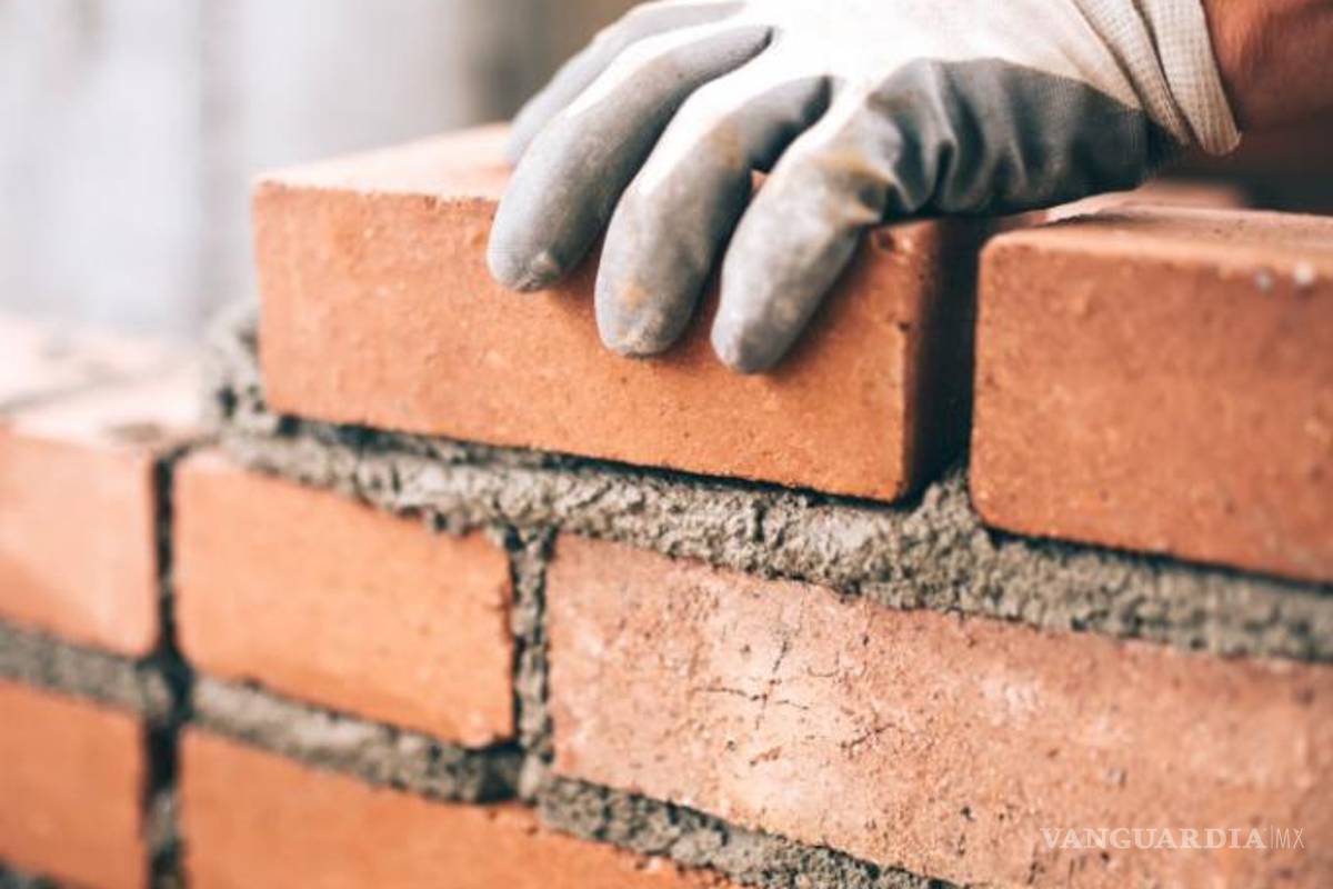 Infonavit te presta para construir o ampliar tu propia casa, checa cómo y cuánto