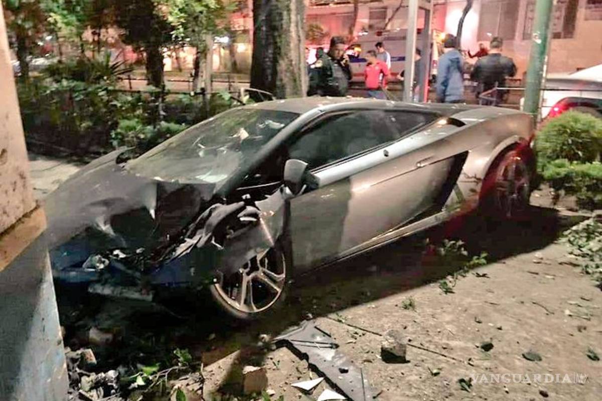 Lamborghini destrozado y abandonado en la Roma habría sido robado en Jalisco