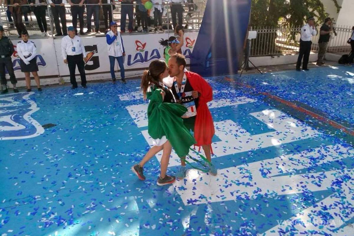 Felicita alcalde de Torreón a bicampeones de Maratón Lala
