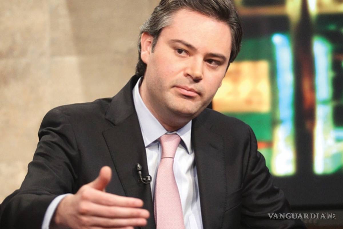 Nuño rechaza presunta venta de libros de texto en 2016