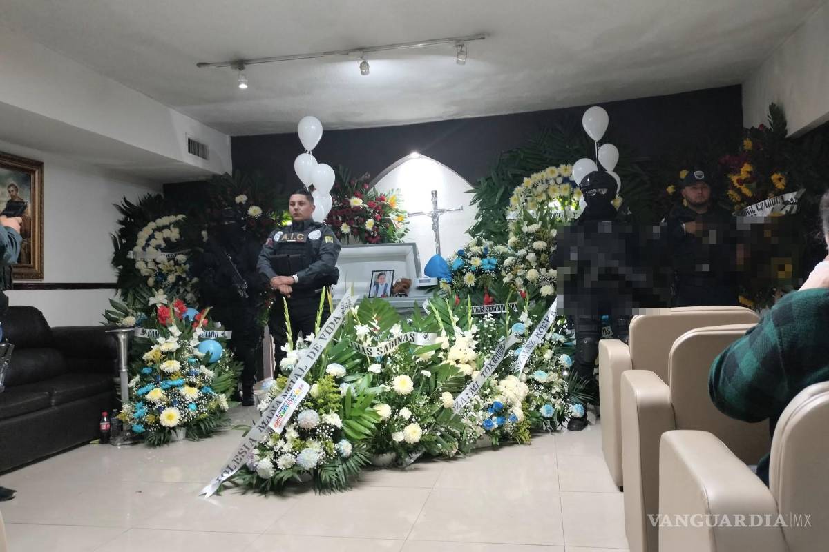 Sabinas: Mateo, el niño que soñaba con ser policía, recibe homenaje de las autoridades