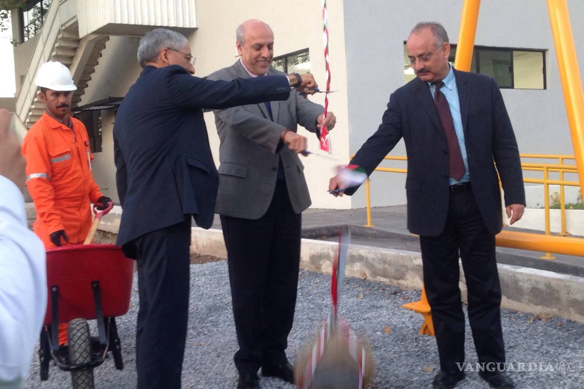 Colocan Primera Piedra para Nuevo Edificio de COMIMSA