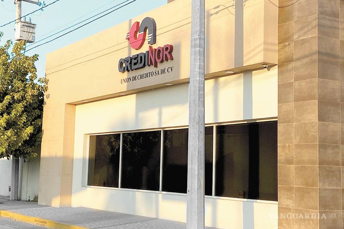 Sin pagar a sus clientes, no frena operaciones Credinor