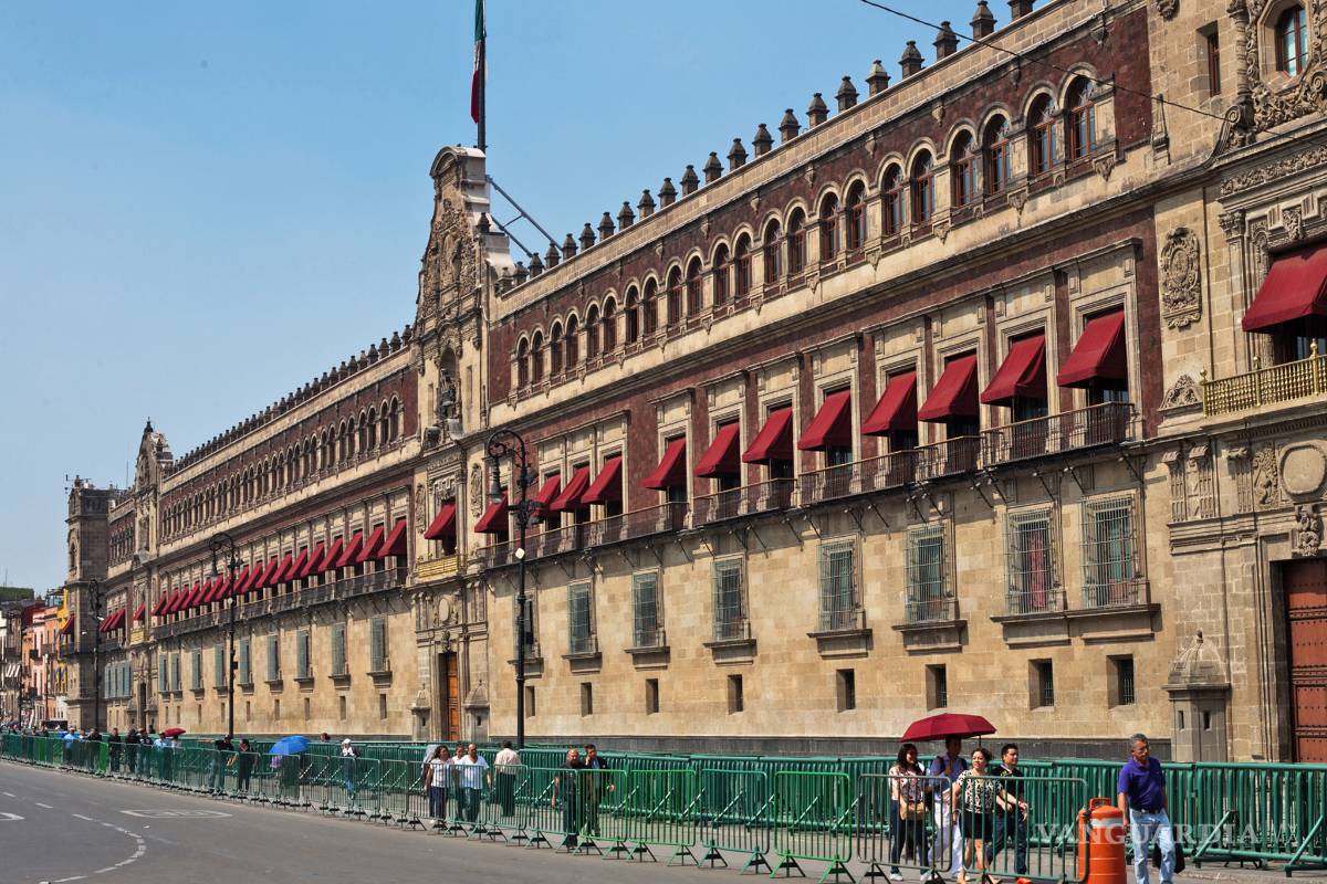 Entregan pliego petitorio a AMLO, tras chat Desactivación colectivos