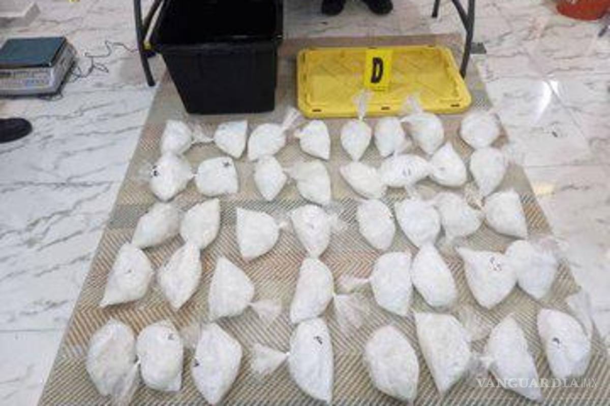 $!Encuentran poderoso arsenal de más de 200 armas en un departamento, en Veracruz