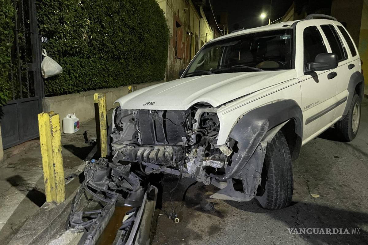 Conductor en estado de ebriedad sufre percance en la Zona Centro de Saltillo