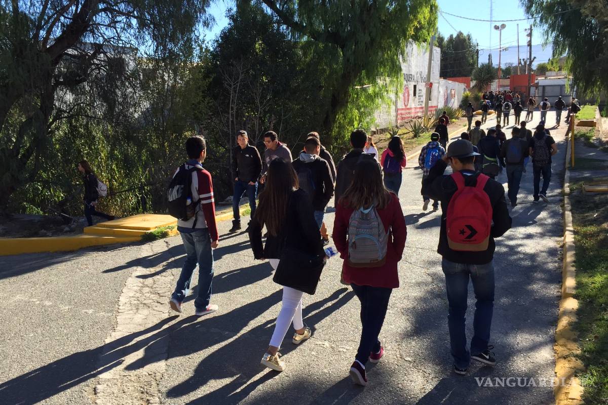 Patrulla Policía Estatal universidades de Saltillo