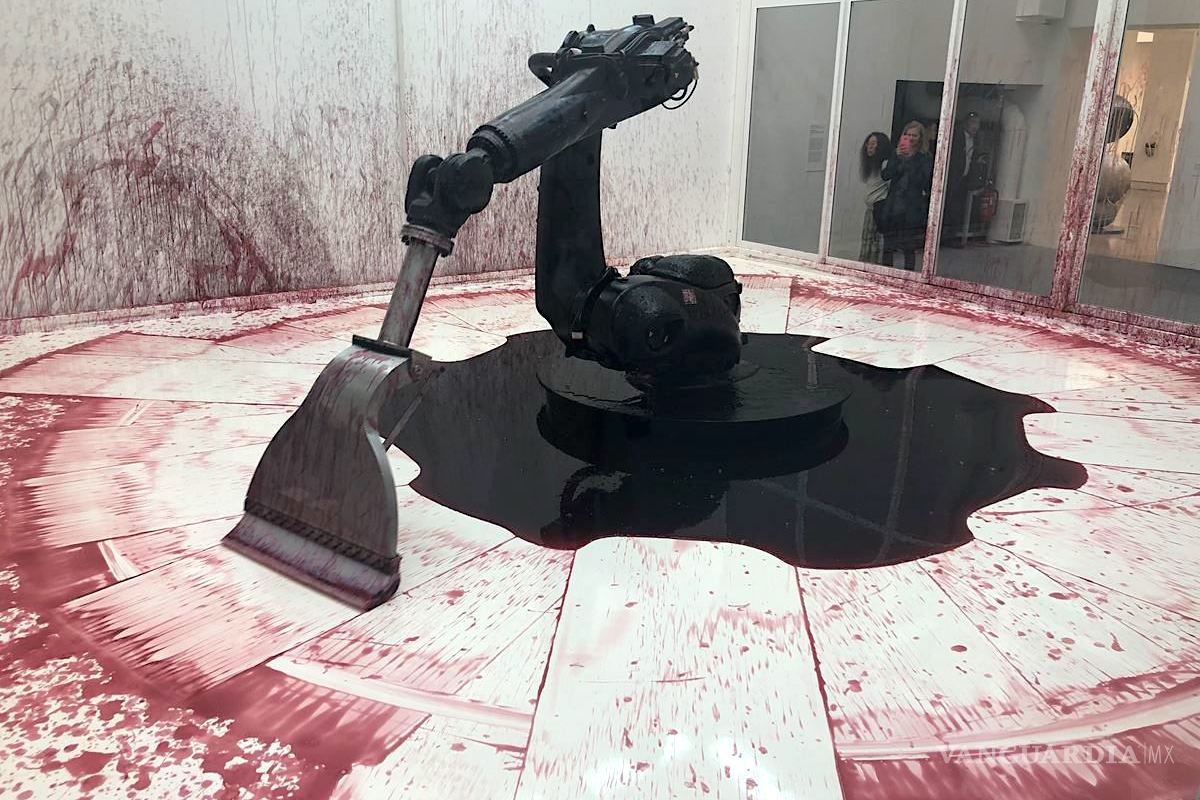 ¿Qué fue de la obra de arte del robot que luchaba por mantenerse vivo?