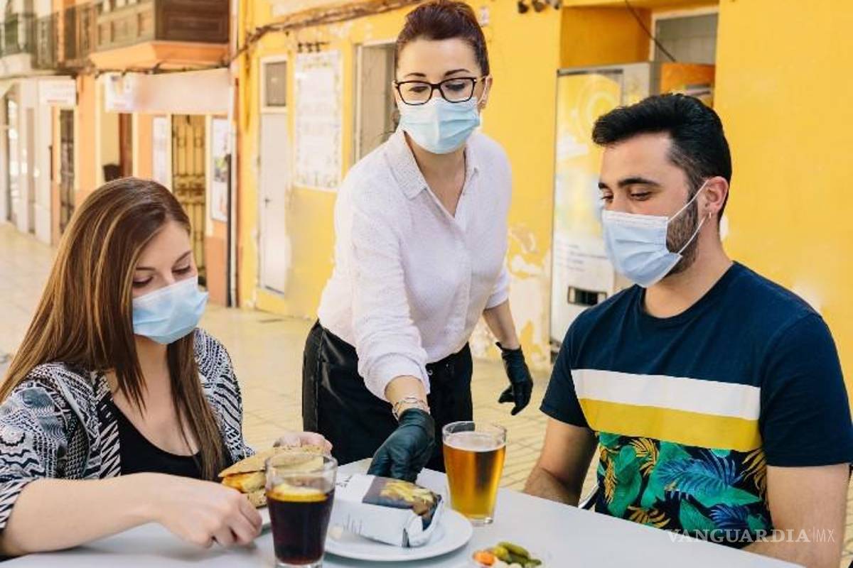 Restauranteros en Saltillo, de acuerdo en que no se use cubrebocas en interiores