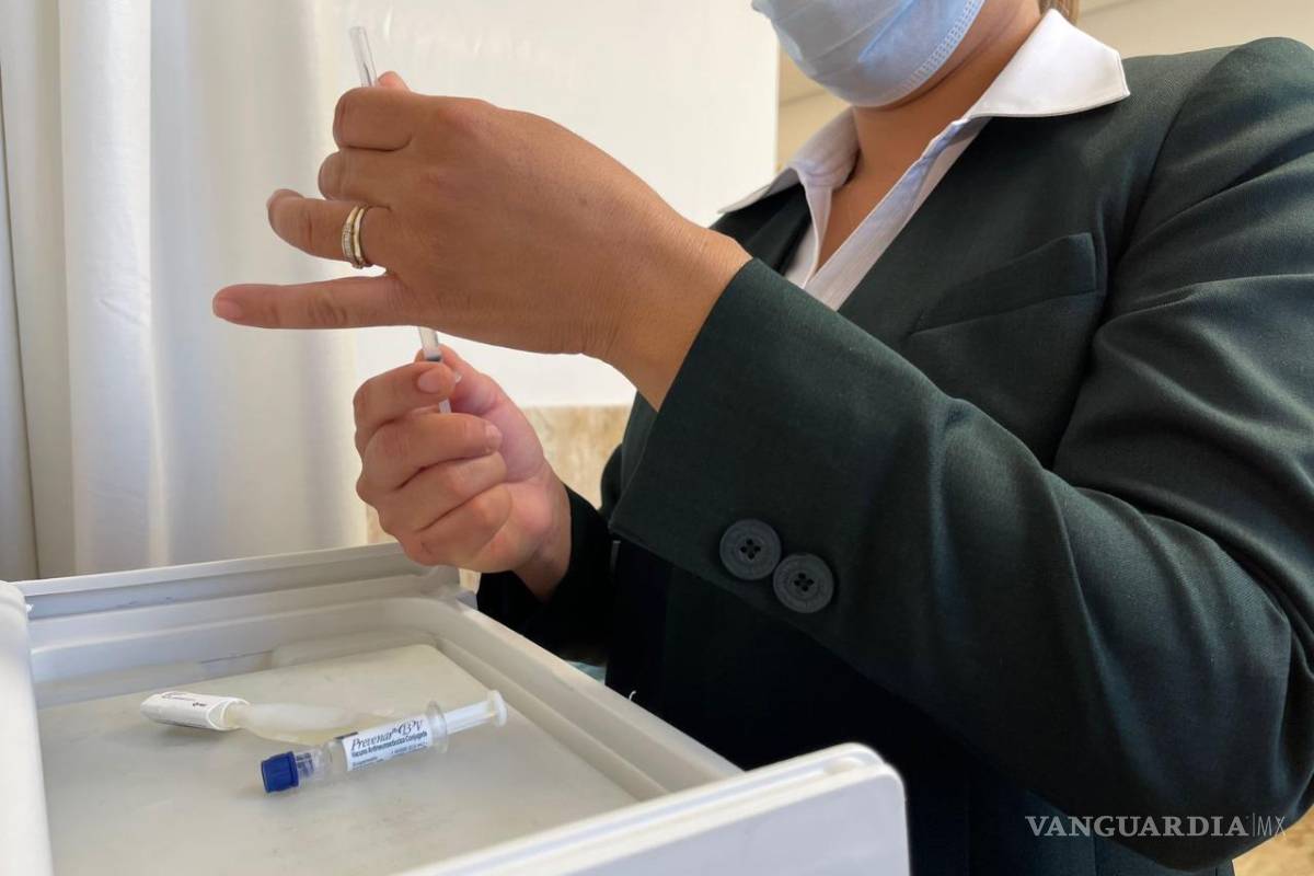 Llama IMSS Coahuila a derechohabientes a vacunarse contra la influenza